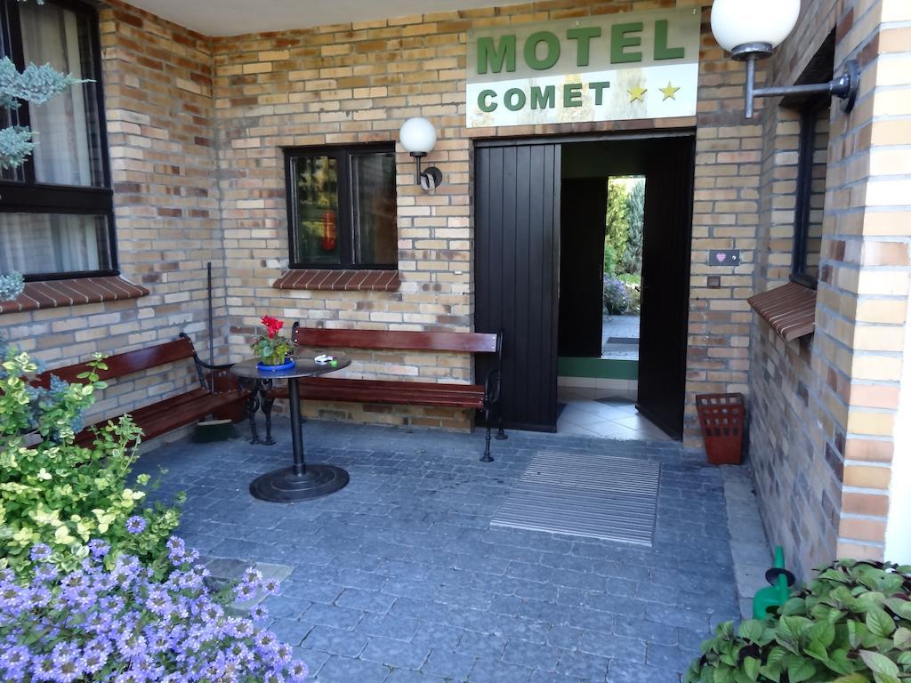 Motel Comet Przeźmierowo Eksteriør billede